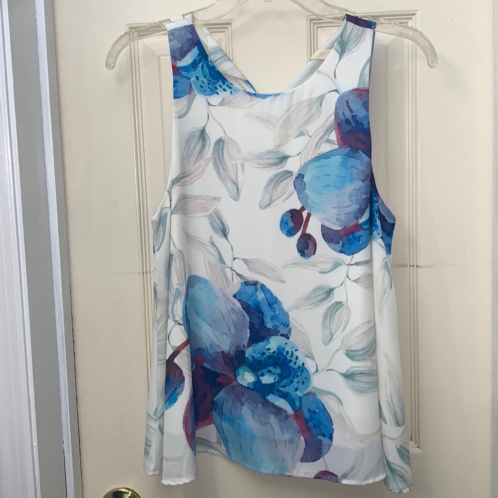 Small Jella C. Sleeveless Blouse